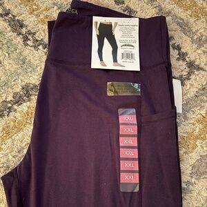 Purple “Earth Yoga” leggings.  Size XXL